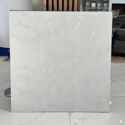 سرامیک سفید طرح ابر و باد براق ۸۰×۸۰ خاک سفید